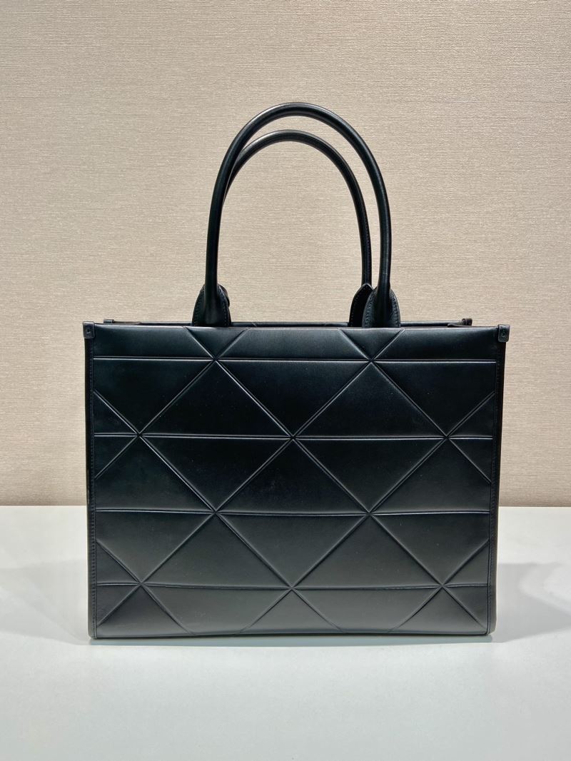 Pra*a top handle bags